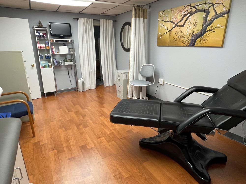 view inside safe laser therapy in stamford ct